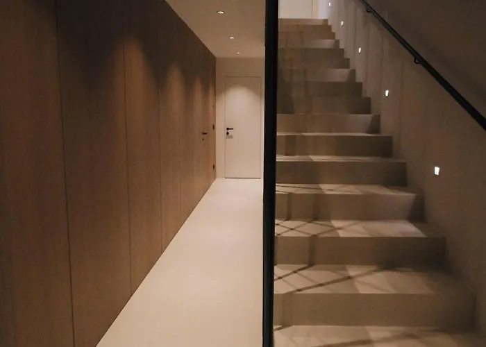 Modern In With Infinity Rooftop Pool Willa *