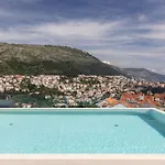 Villa Modern In With Infinity Rooftop Pool *
