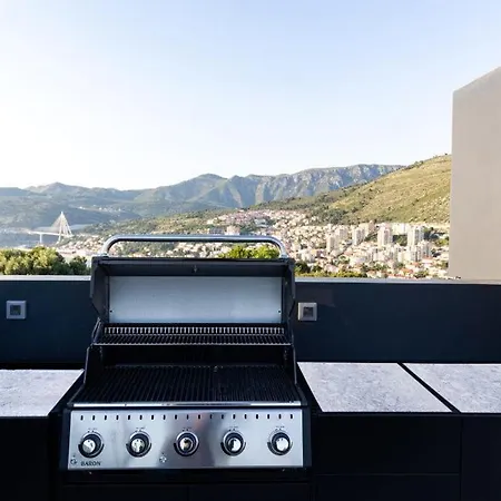 Modern In With Infinity Rooftop Pool