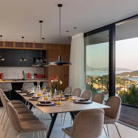 Modern In With Infinity Rooftop Pool 别墅 *