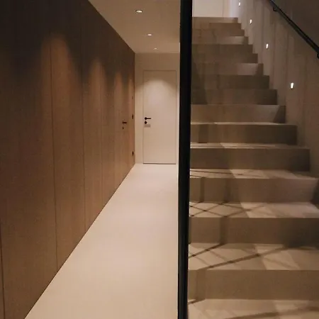 Modern In With Infinity Rooftop Pool فيلة *