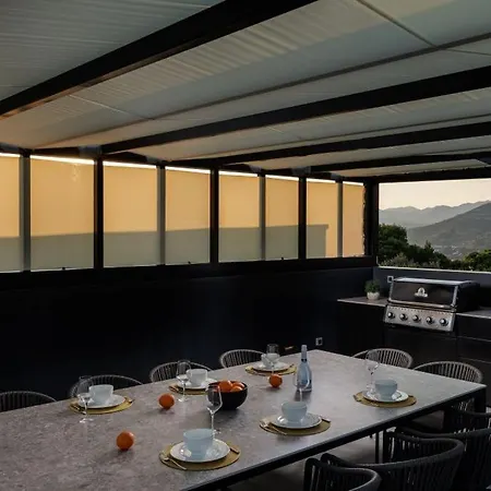 Villa Modern In With Infinity Rooftop Pool *