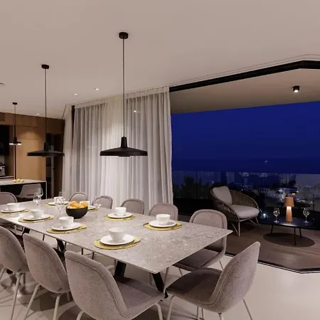 Modern In With Infinity Rooftop Pool Villa