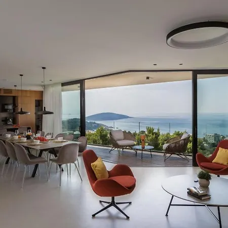 Villa Modern In With Infinity Rooftop Pool