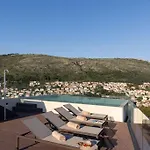 Modern In With Infinity Rooftop Pool * Dubrownik
