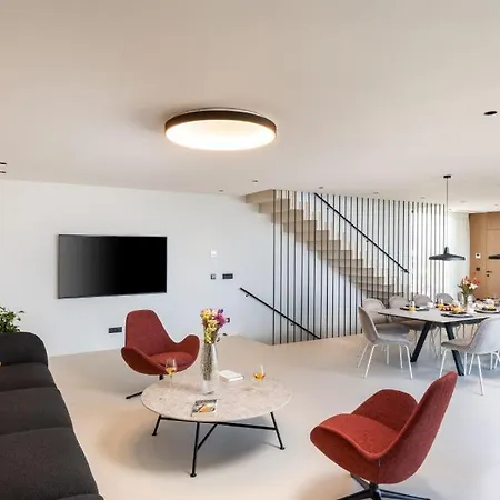 ヴィラ Modern In With Infinity Rooftop Pool ドゥブロブニク